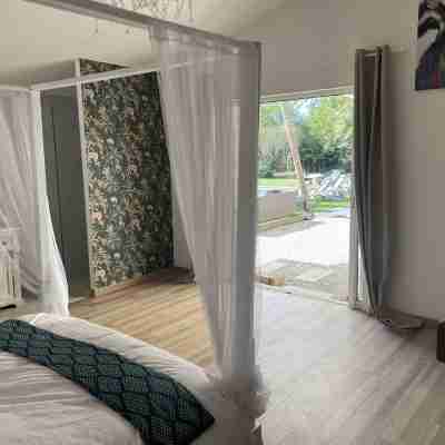 House with sauna/jacuzzi/foot pool in the Hermitage​Rechercher des détails Rooms