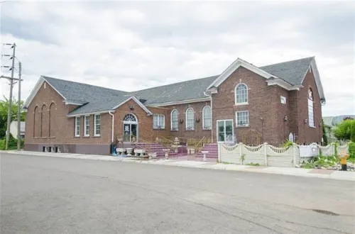 McKinley Mansion Half Building, sleeps 35, Gym, Arcade Room