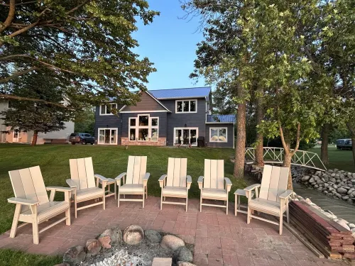 Relax at the Lake Osakis Getaway. Fireplace, Lake Views & Winter Fun. Sleeps 10