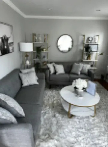 Entire 2 BedRoom Duplex home walk to Hofstra University and Nassau Coliseum