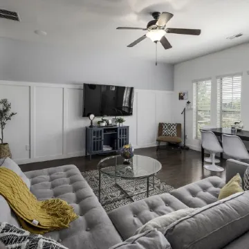 2 Story Townhome Within 30 Minutes of Everything