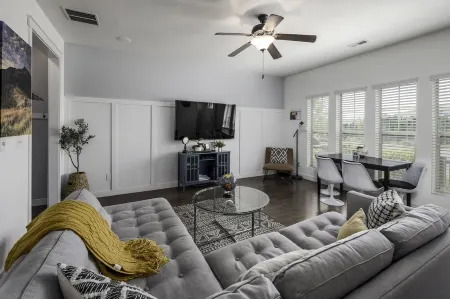 2 Story Townhome Within 30 Minutes of Everything