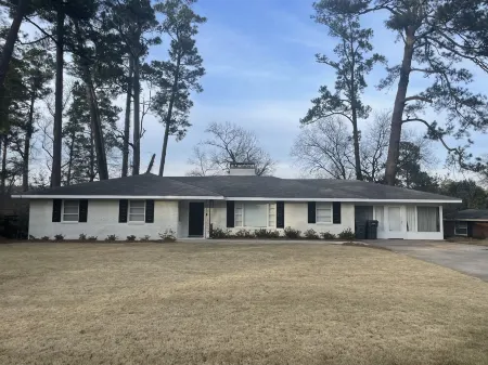 Masters Rental-Newly renovated! Only 1.7 miles from the masters