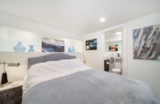 New 1-Bdrm Apartment Suite - Pet-Friendly Cozy Mountain Escape Near Trail & Lake