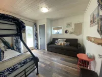 Cedar Point, Sports Force, Kalahari Near Cottage. Boat Parking ez Walk to Beach!