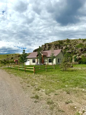 Bristol Mountain Cabin