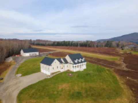 GORGEOUS HOME w/FANTASTIC VIEWS-10 MINS TO CAMDEN!