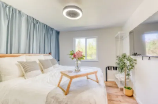 Lake View Luxury - Paddle boards - Firepit - Fish, Hike, Ski. Montana Paradise!