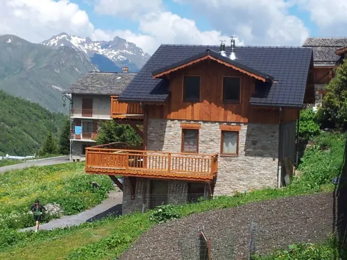 CHALET LEOPAUL - LES 3 VALLEES - LES MENUIRES - VAL THORENS - LIEU DIT PRARANGER