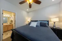 Cozy Corner House by the Boise Greenbelt, Fairgrounds, Revolution Concert House.