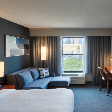 Courtyard Springfield Downtown