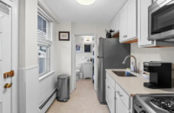 1Br on Salem Common l Steps to Witch Museum l Fenced in Yard + Parking