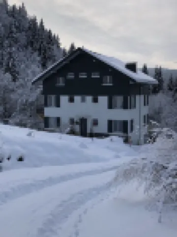 Les Dappes 5-Person Chalet Apartment Rated  les Rousses