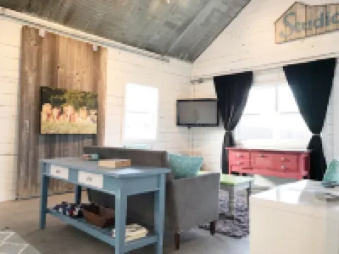 Near Culver Academies - Lake Maxinkuckee - Notre Dame & South Bend!