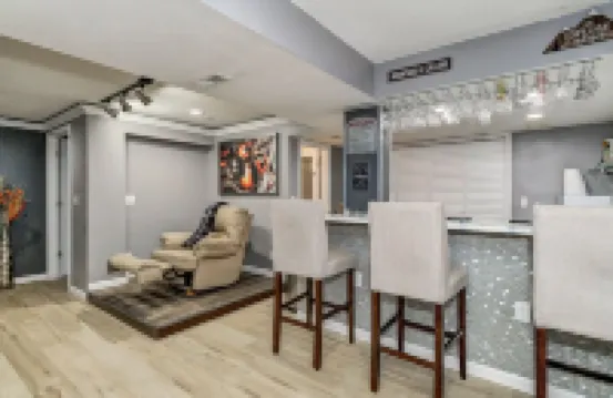 Spacious Modern Gorgeous Mountain Views Fort Carson Fire Pit!