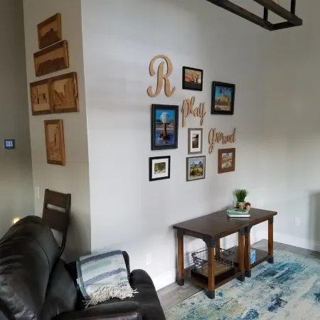 45 minutes from Moab, located in Green River Utah R guest house