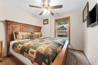 Pool&SplashPad Hot Tub PoolTable, Foosball, Lake, Shows, Golf, Shop, FUN - Parvekkeita