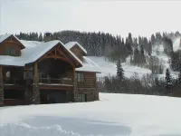 SKI IN and SKI OUT-bedrooms in Prospect Development Hotels near Kebler Pass