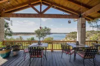 Lakefront 3 Bedroom Home with Gorgeous Sunsets and Private Pool & New Spa!