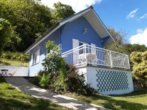 3-star gîte, green setting, close to shops, free WiFi