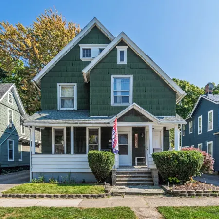 Stylish 3 Bedroom W/ AC ❄️, Mesh WiFi 🛜, Billiards 🎱 table, Games🎯🎮,parking