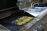 Luxury Redwoods Estate Compound w/ Hot Tub and Fire Pit