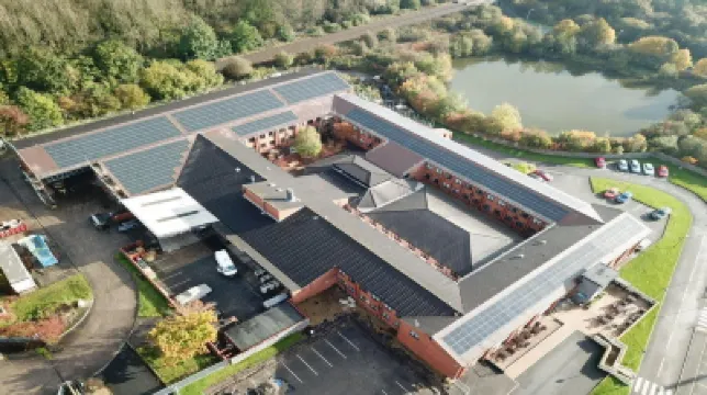 威根智選假日酒店 酒店