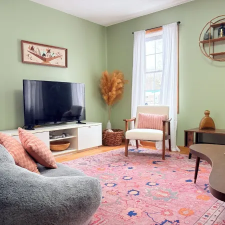 Hoffmaster Hideaway~ Near Hoffmaster State Park ~Pet Friendly~ Golf Course