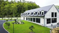 Domaine de Bracheux Hotels in Fouquenies