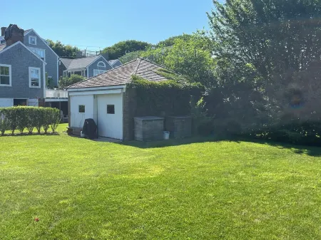 Three bedrooms Four Blocks to Town and Harbor with parking