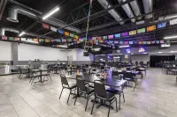 Ramada by Wyndham des Moines Airport Hotels in Де-Мойн