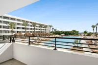 The Rif at Mangrove Beach Corendon Curacao All-Inclusive, Curio by Hilton - Romantic