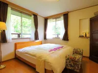 Cest la VIE Hotels in Yorii