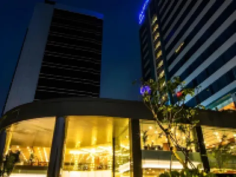 Avenzel Hotel & Convention Cibubur Hotels in Jatisampurna