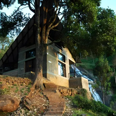 O'Land Wilderness Lodges