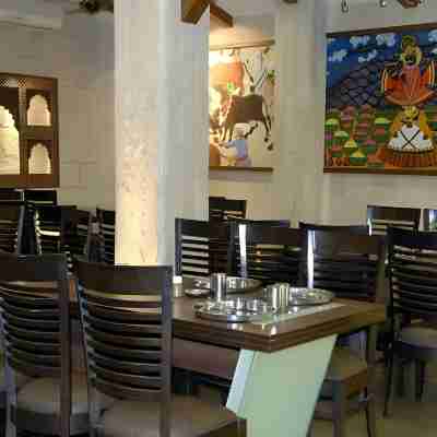 Vrinda Hotel Dining/Meeting Rooms