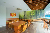 Life Hotel Stasiun Kota Hotel di Kecamatan Simokerto