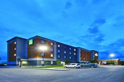 Quality Inn & Suites Kingston Hotels in Kingston