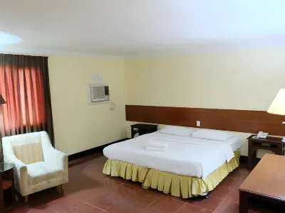 Dottie's Place Hotel & Restaurant Hotels near Gaisano Butuan