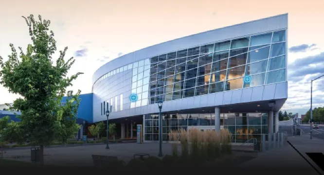 Walk to River Front Park & Convention Center +Free Assigned Parking