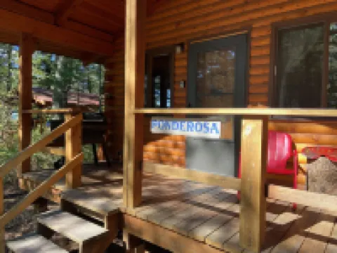 Ponderosa Cabin Columbia Mountain Ranch