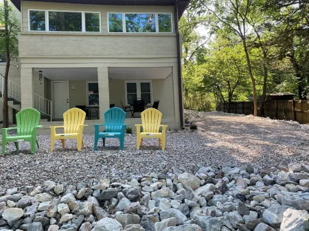 Hot Tub / Top 1% /  Kayaks /  950 Mbp /  Pets /  PickleB