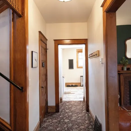 Matilda - Stunning, 3-bed, vintage home in Duluth!