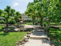 Hôtel ibis Antibes Sophia Antipolis Hôtels à proximité de : Stade Municipal Léon Chabert