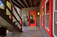Parquet House - A Charming 8 Bedroom Waterfront Property ~ in the Heart of Inlet Hotel a Inlet
