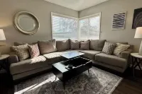 Bright and Comfy 2 Bedroom in Salt Lake