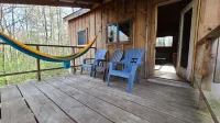 Cottage 7min to Ski Stratton-Wood Stove,Starry Skies,Fire Pit,Views,Dogs OK