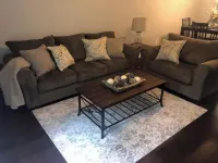 2-bedroom condo in charming Oxford within walking distance of the stadium.