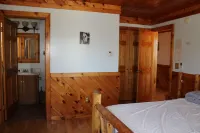 Exceptional Modern Log Home. Close to Ommegang, Hall of Fame, Downtown.