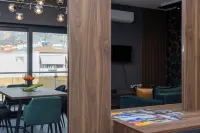 ดิออโรห์ สวีทส์ เมทีโอรา 302 โรงแรมใน